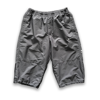 Nike shorts (M)