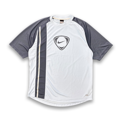 Nike tee (L)