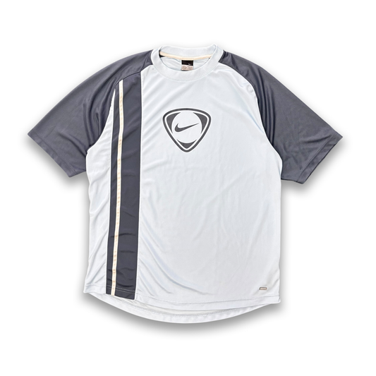Nike tee (L)